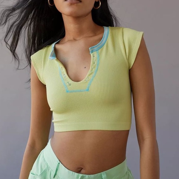 Urban Outfitters Out from Under Seamless Top in Green - Picture 1 of 2